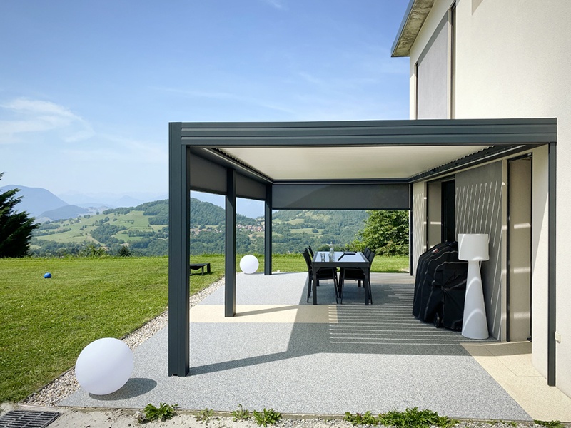 Pergolas à lames orientables ld pergola bioclimatique lames orientables et stores1 1 200dpi 1