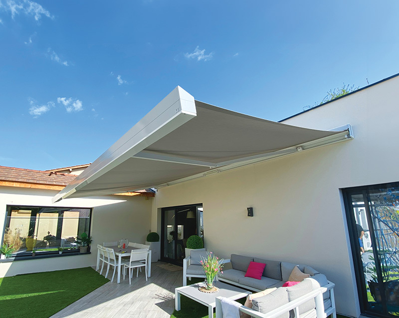 store banne aluminium dardilly