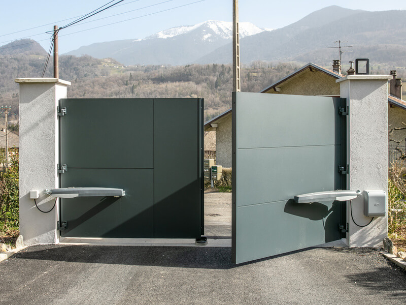 1. portail anavi motorisation came battant la rochette 1